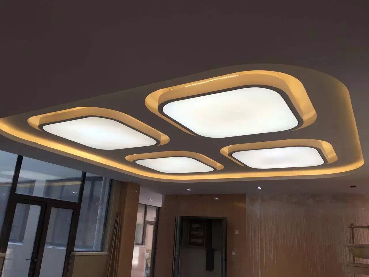 Translucent Shape Image